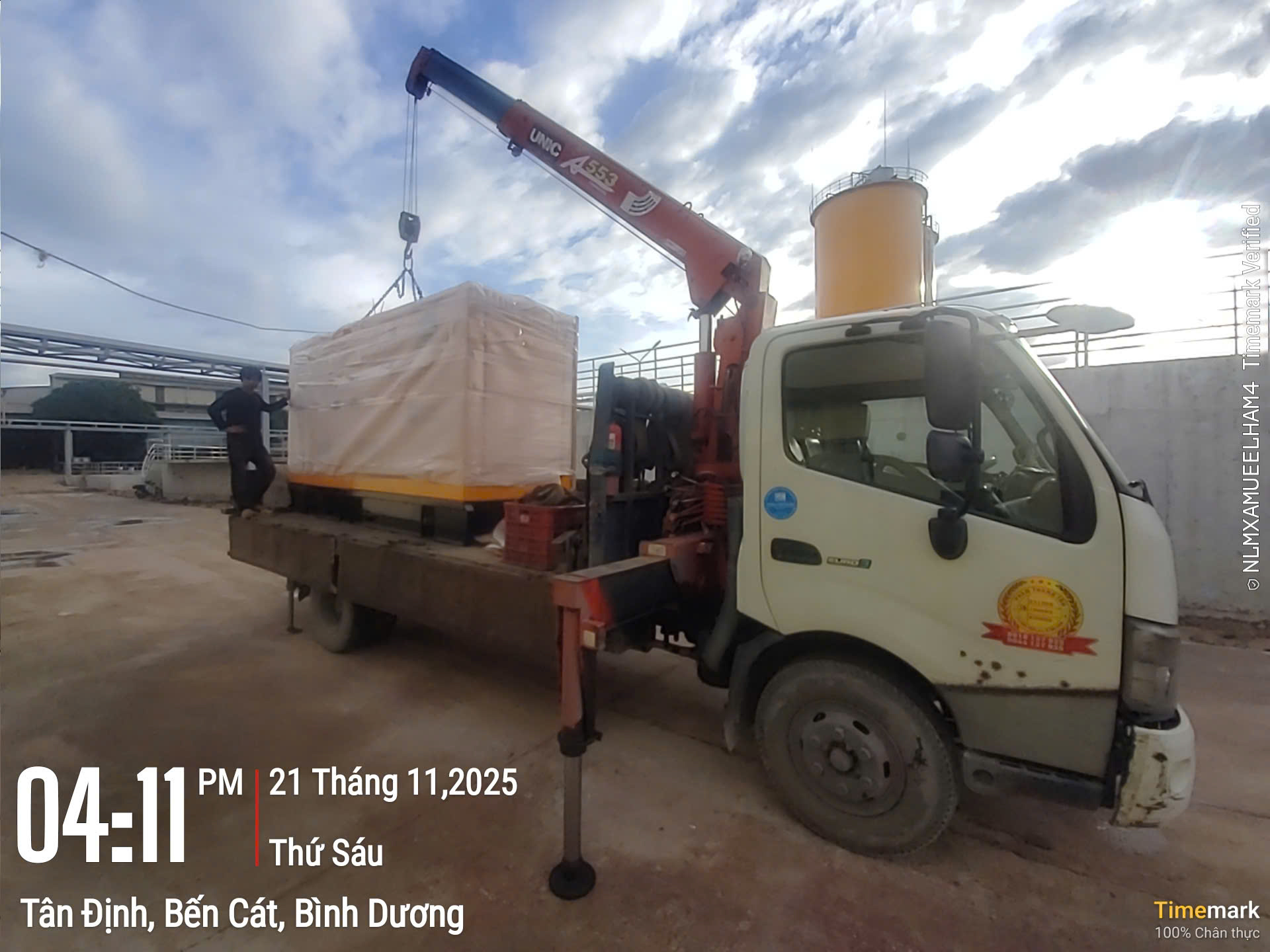 Dự án Lắp Đặt Máy Phát Điện Cummins 275kVA Cho Nhà Máy May Mặc Phương Nam - Hình 1