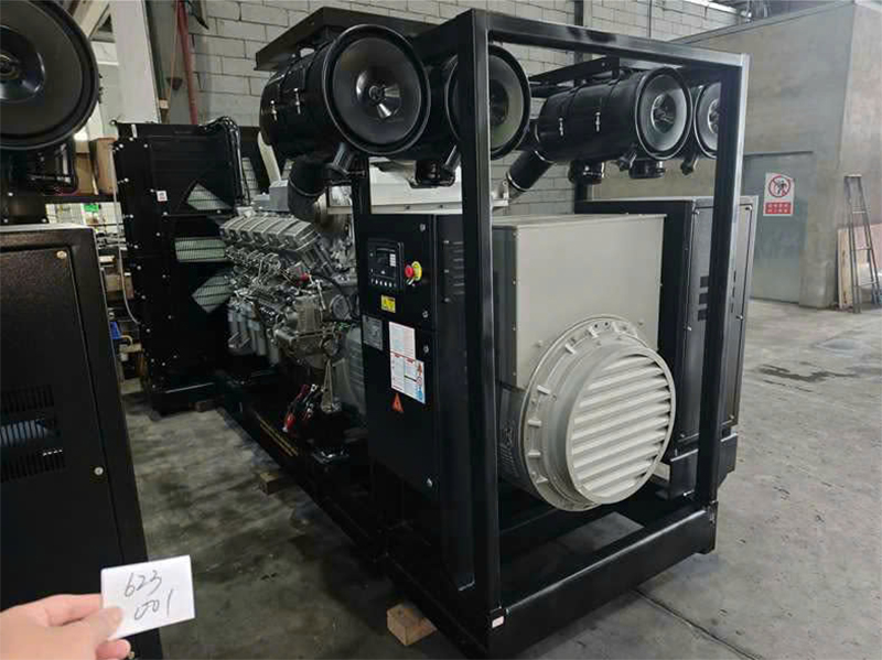 Hạng B – Phân khúc tầm trung (1.5 – 2.5 triệu/kVA)