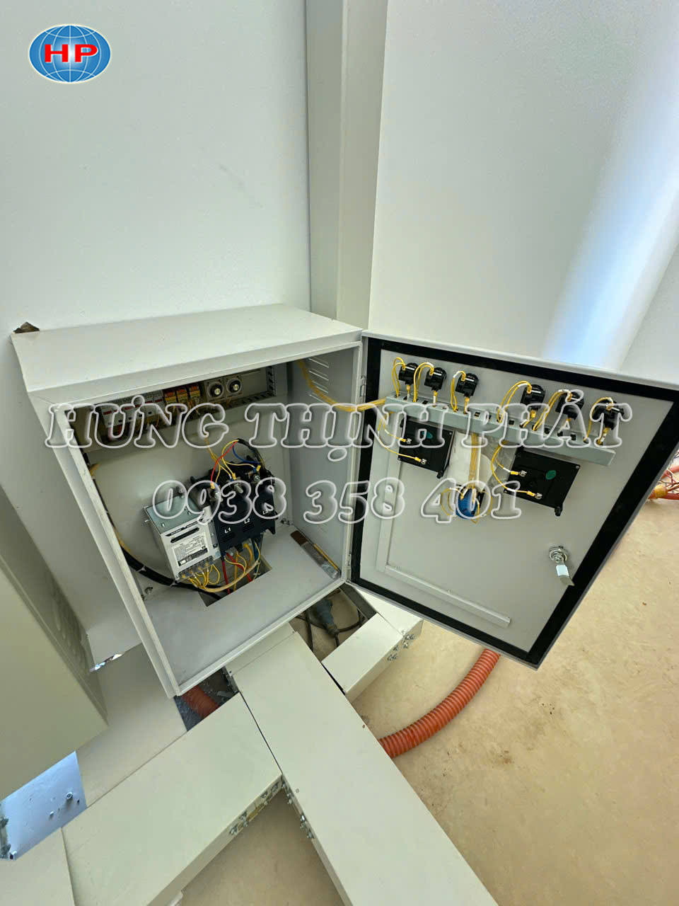 đấu nối tủ điện máy phát điện Cummins 220kVA