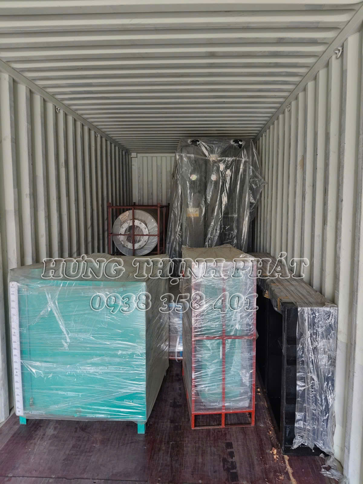 vận chuyển máy phát điện Cummins 1100kVA đến kho lạnh