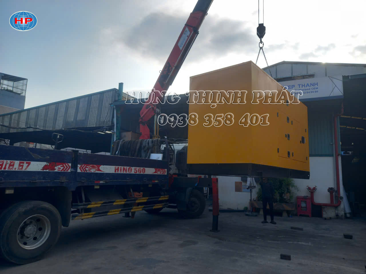 chạy thử máy phát điện Cummins 550kVA Heineken