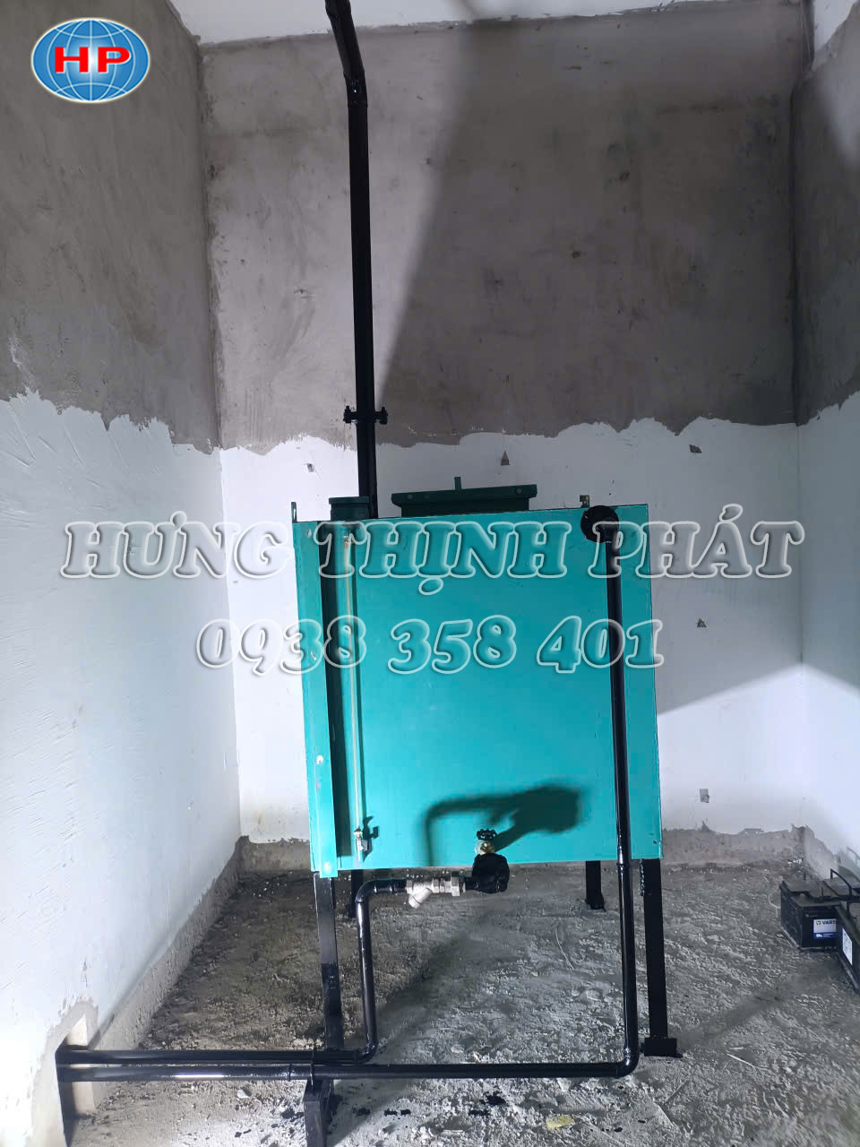 cẩu hạ máy phát điện Cummins 1000kVA tại công trình